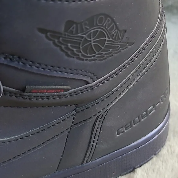 Nike Jordan Retro 1 "Fearless" Reflective High Top Mens 12 - Picture 10 of 12